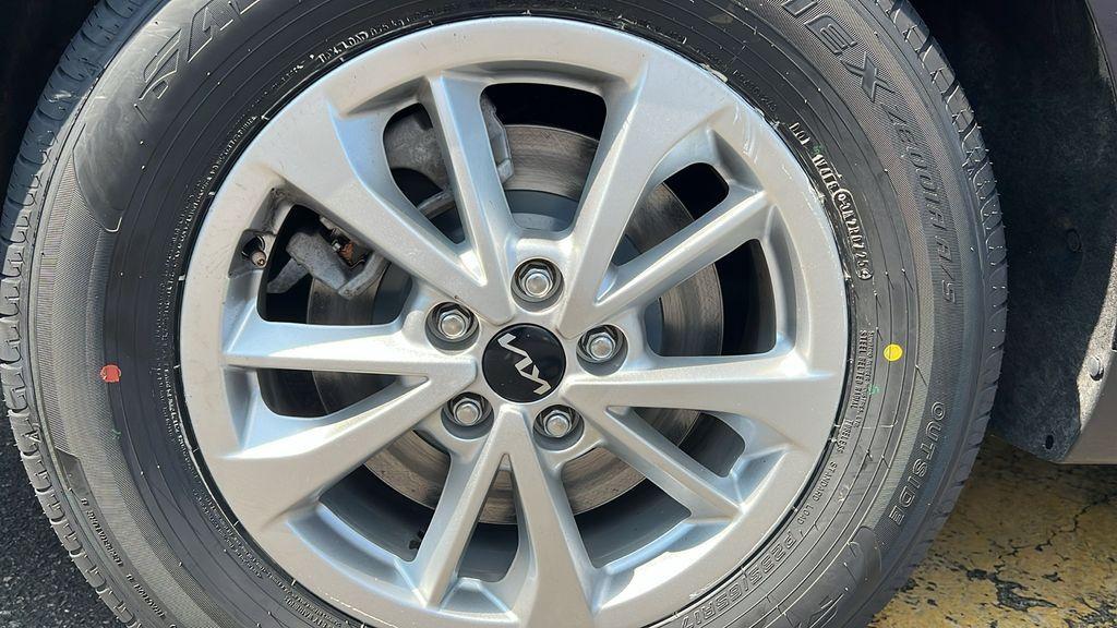 used 2022 Kia Carnival car, priced at $22,000