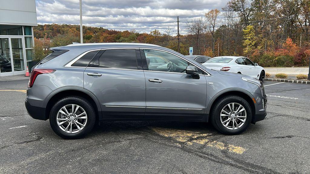 used 2022 Cadillac XT5 car, priced at $30,480
