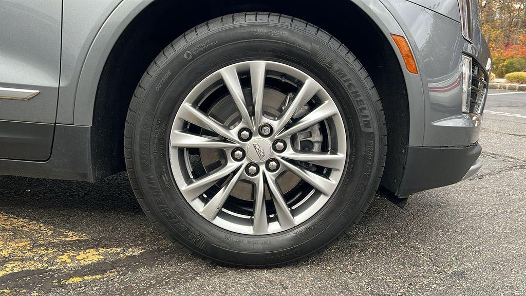 used 2022 Cadillac XT5 car, priced at $30,480