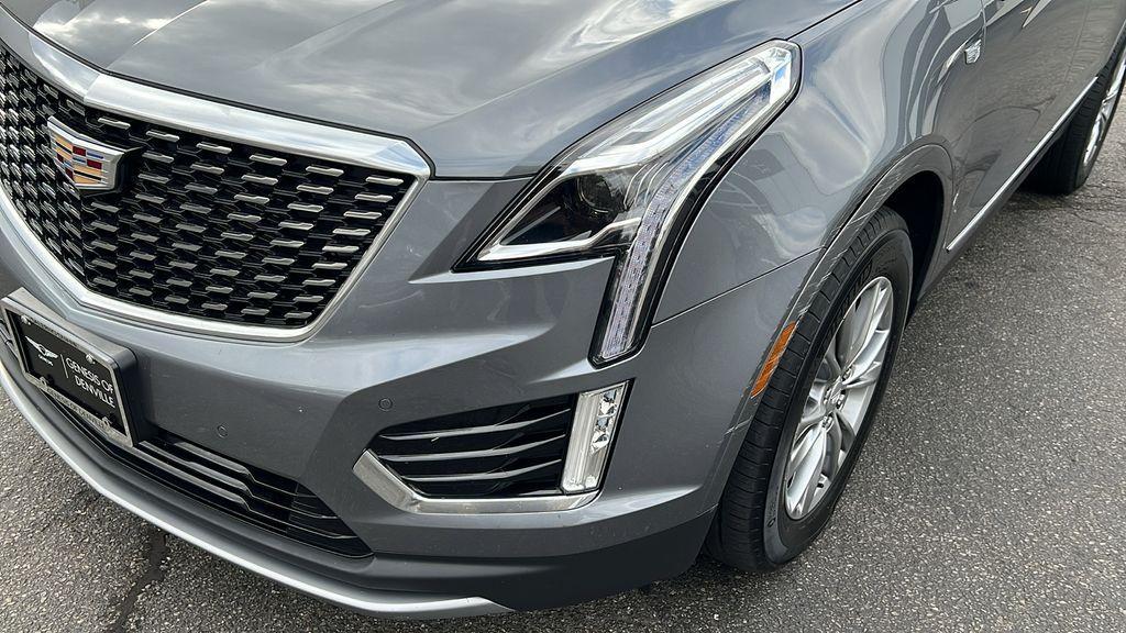 used 2022 Cadillac XT5 car, priced at $30,480