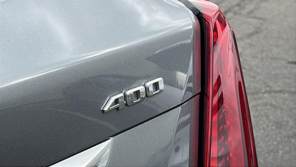 used 2022 Cadillac XT5 car, priced at $30,480