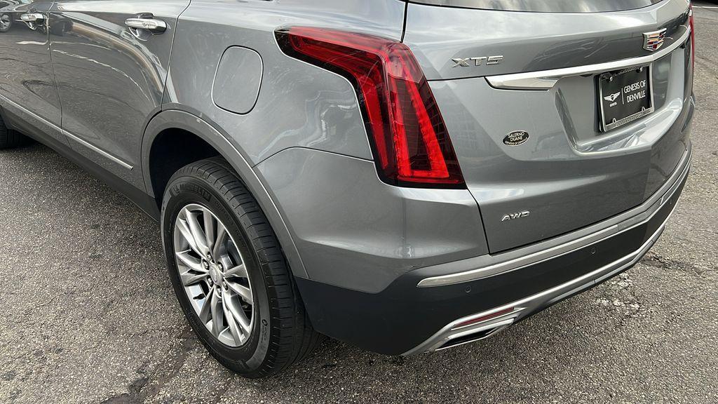used 2022 Cadillac XT5 car, priced at $30,480