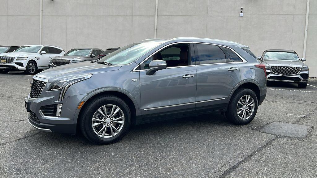 used 2022 Cadillac XT5 car, priced at $29,999