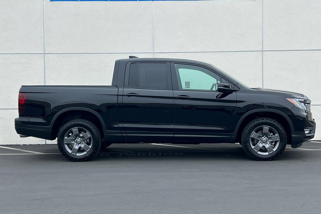 used 2024 Honda Ridgeline car, priced at $41,295