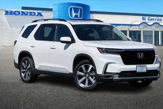 new 2025 Honda Pilot car, priced at $49,350