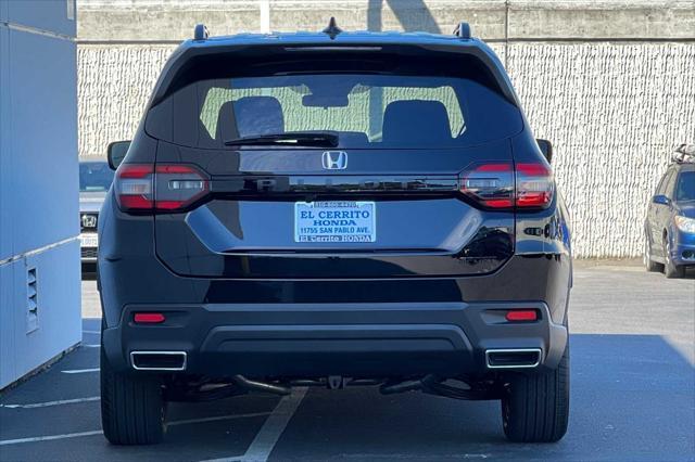 new 2025 Honda Pilot car, priced at $41,595