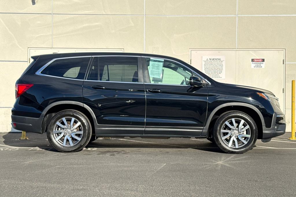 used 2022 Honda Pilot car, priced at $30,195