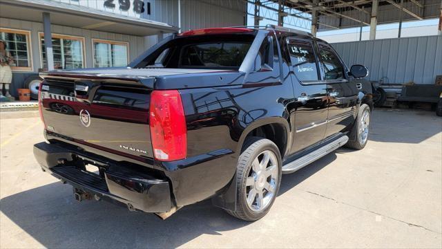 used 2011 Cadillac Escalade EXT car, priced at $17,900