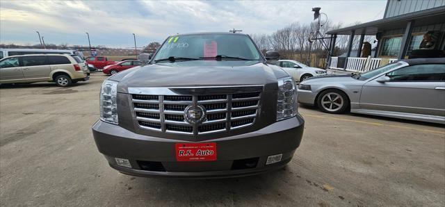 used 2011 Cadillac Escalade ESV car, priced at $12,900