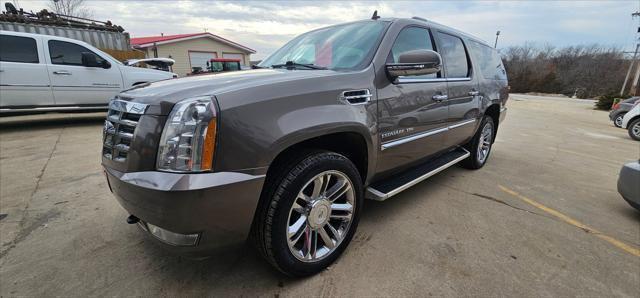 used 2011 Cadillac Escalade ESV car, priced at $12,900