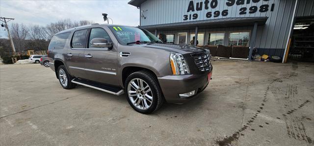 used 2011 Cadillac Escalade ESV car, priced at $12,900