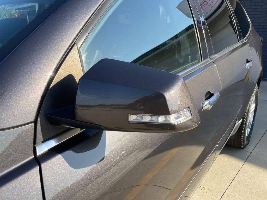 used 2014 Chevrolet Traverse car, priced at $8,999