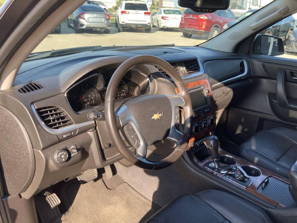 used 2014 Chevrolet Traverse car, priced at $8,999
