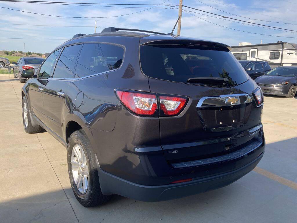 used 2014 Chevrolet Traverse car, priced at $8,999