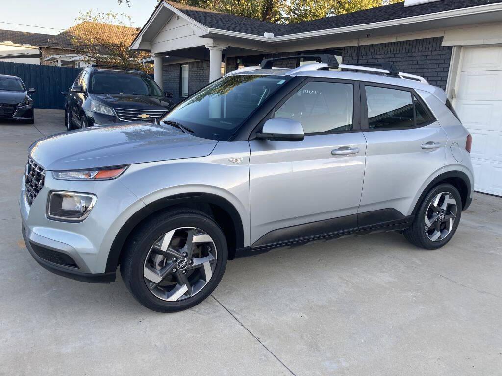 used 2022 Hyundai Venue car, priced at $16,999