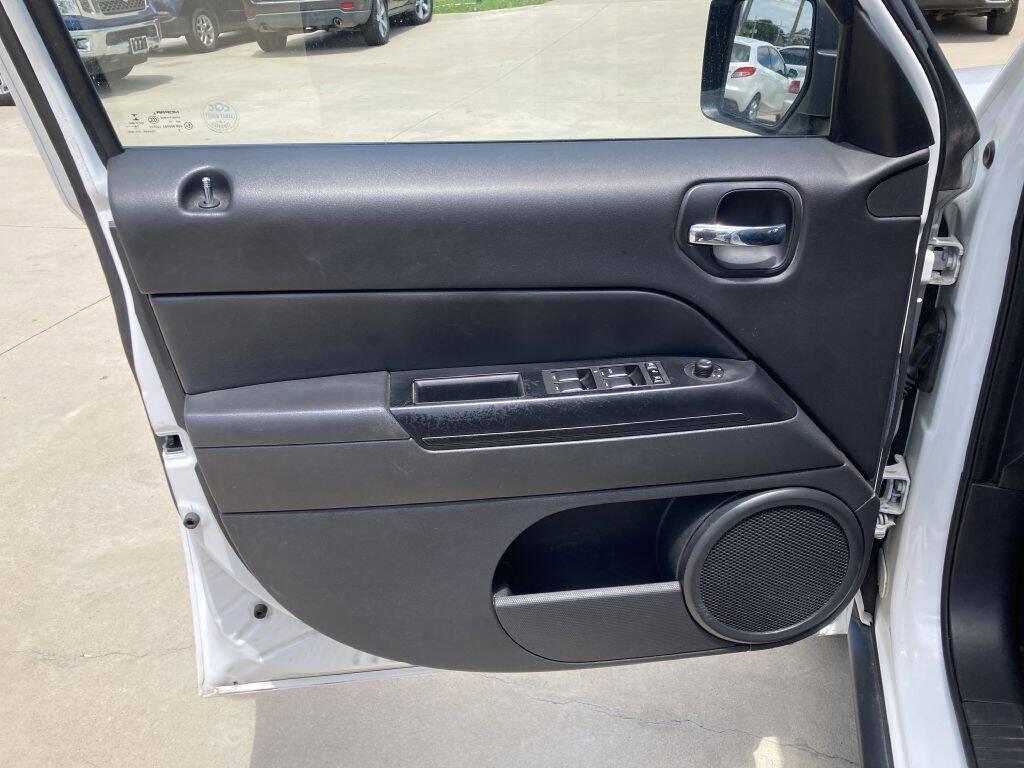 used 2015 Jeep Patriot car, priced at $6,499