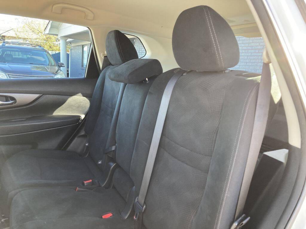 used 2016 Nissan Rogue car, priced at $7,999