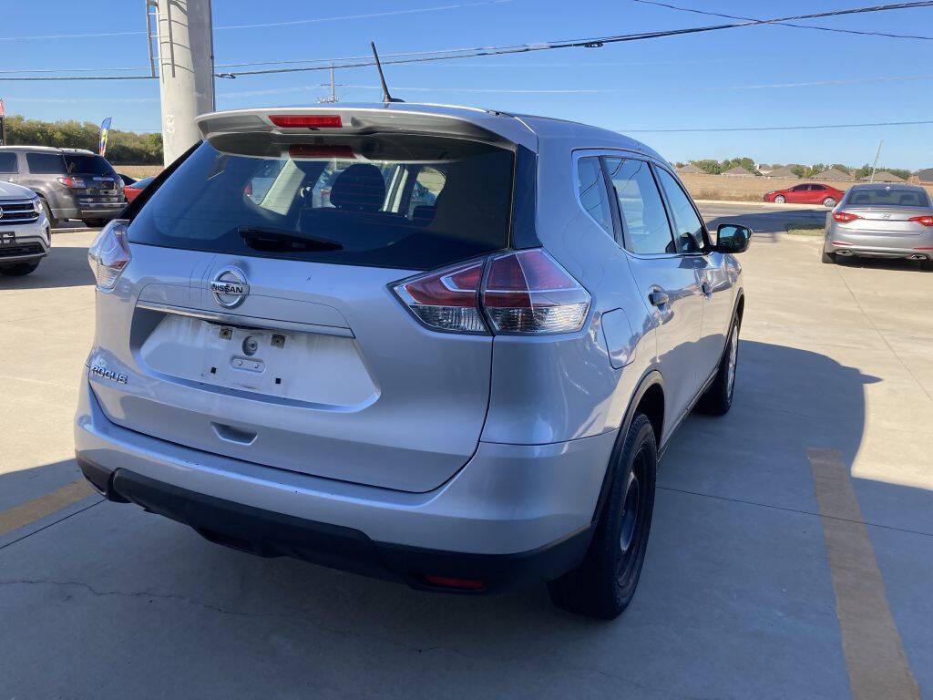 used 2016 Nissan Rogue car, priced at $7,999
