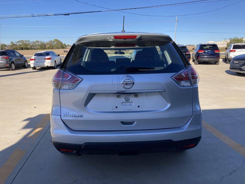 used 2016 Nissan Rogue car, priced at $7,999