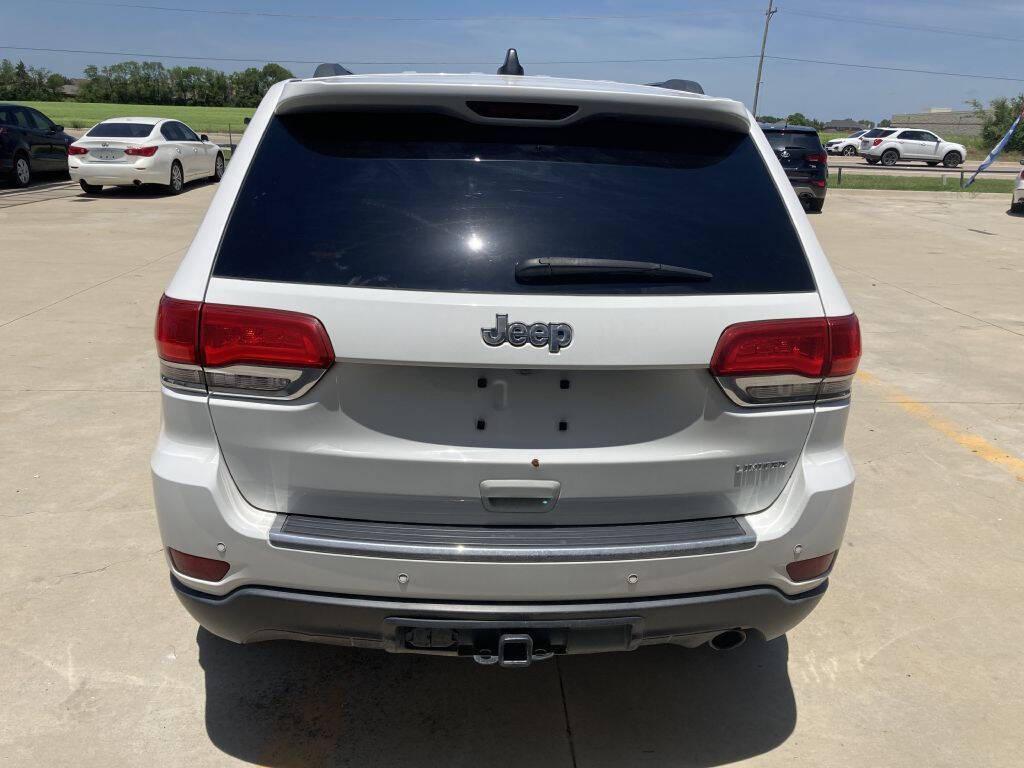 used 2019 Jeep Grand Cherokee car, priced at $11,749