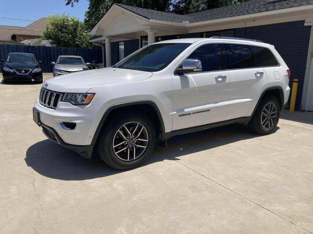used 2019 Jeep Grand Cherokee car, priced at $11,749