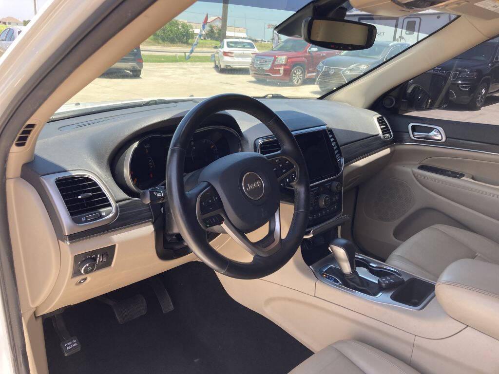 used 2019 Jeep Grand Cherokee car, priced at $11,749