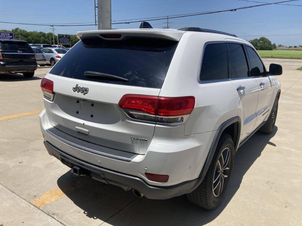 used 2019 Jeep Grand Cherokee car, priced at $11,749