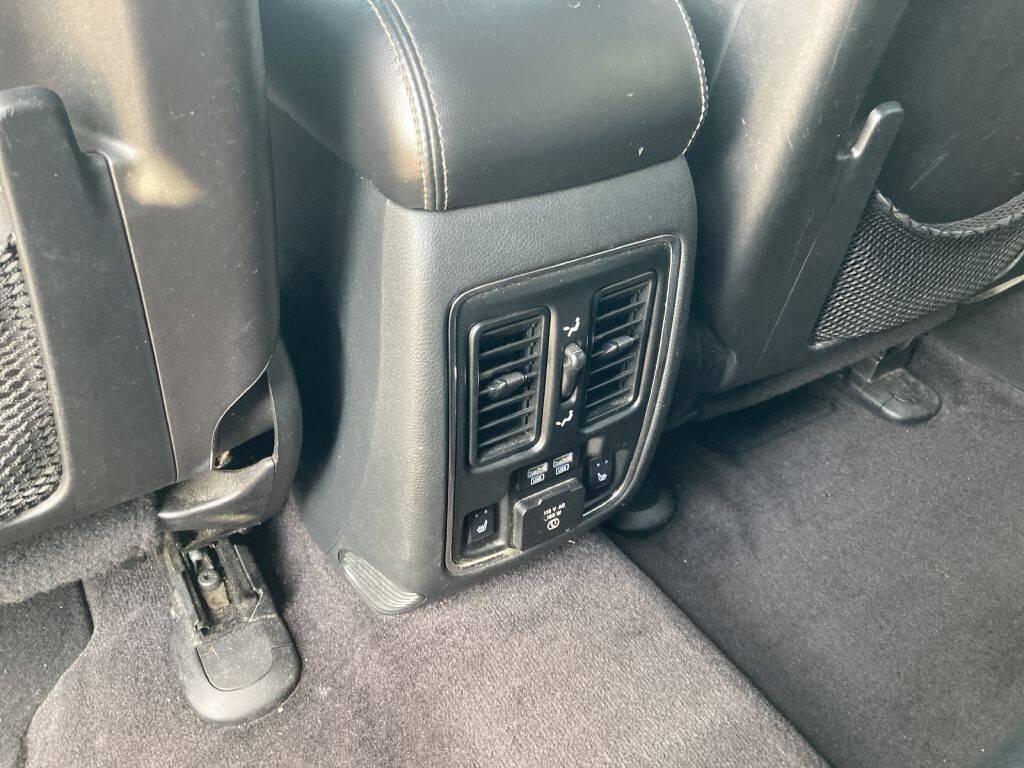 used 2016 Jeep Grand Cherokee car, priced at $12,999