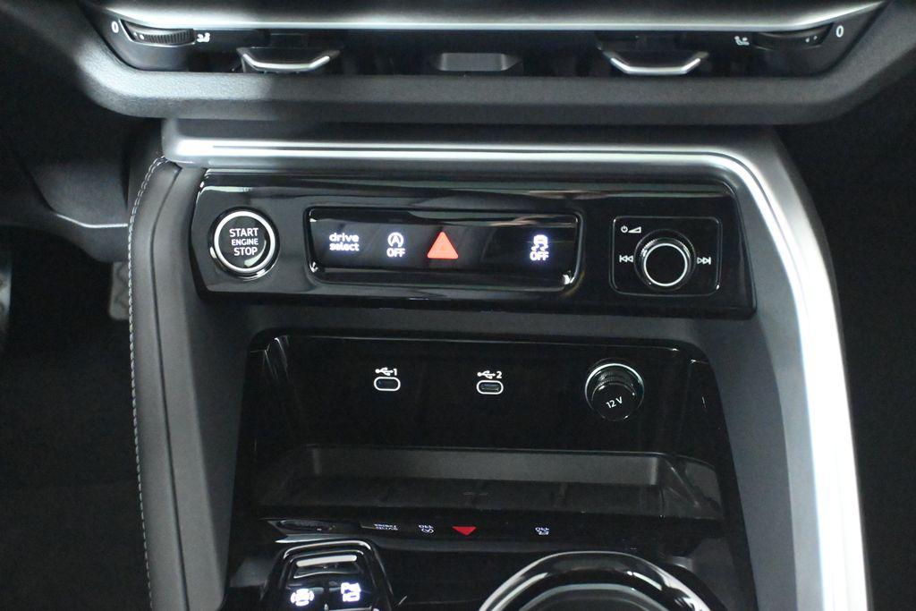 new 2025 Audi Q5 car, priced at $61,430