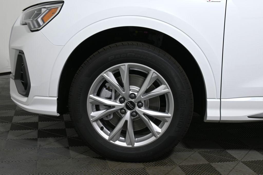 new 2025 Audi Q3 car, priced at $43,595