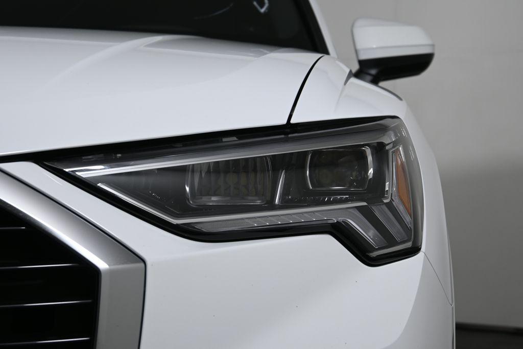 new 2025 Audi Q3 car, priced at $43,595