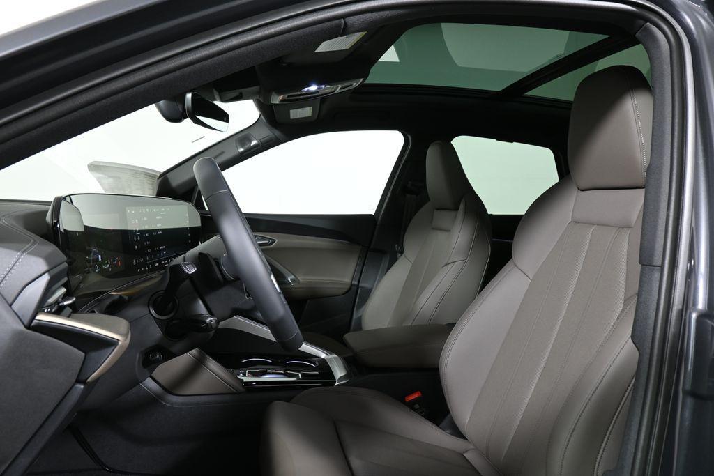new 2025 Audi Q5 car, priced at $61,430