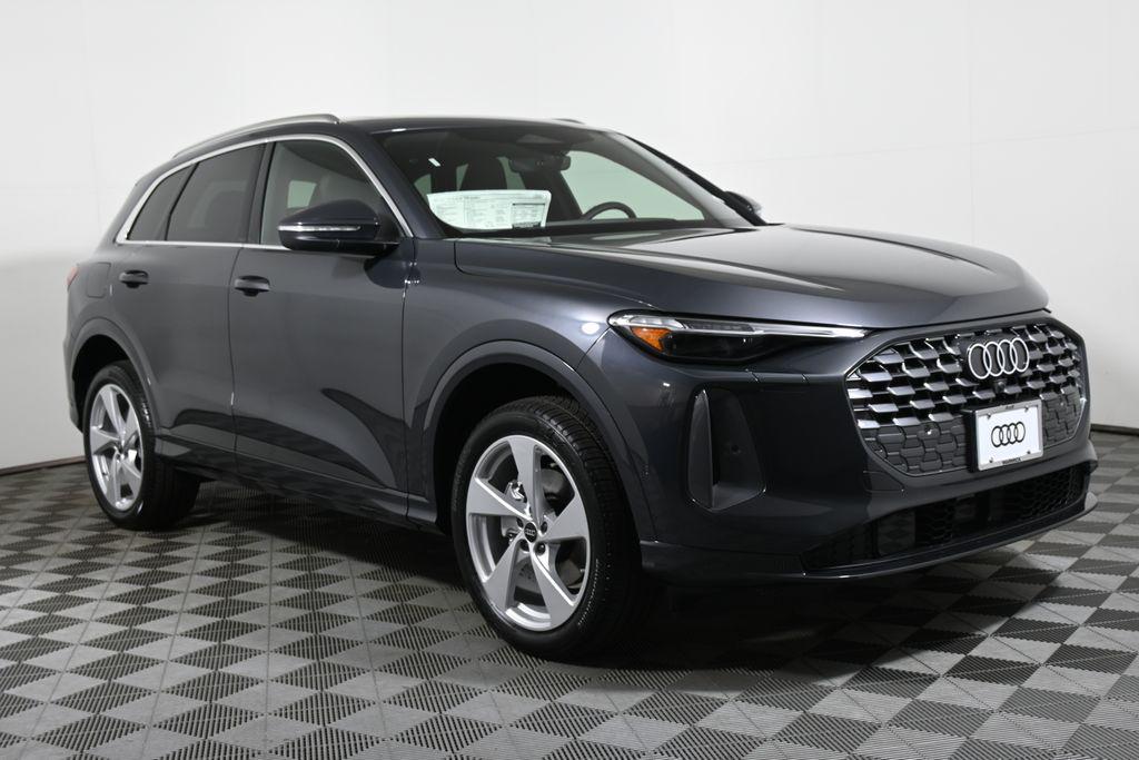 new 2025 Audi Q5 car, priced at $61,430
