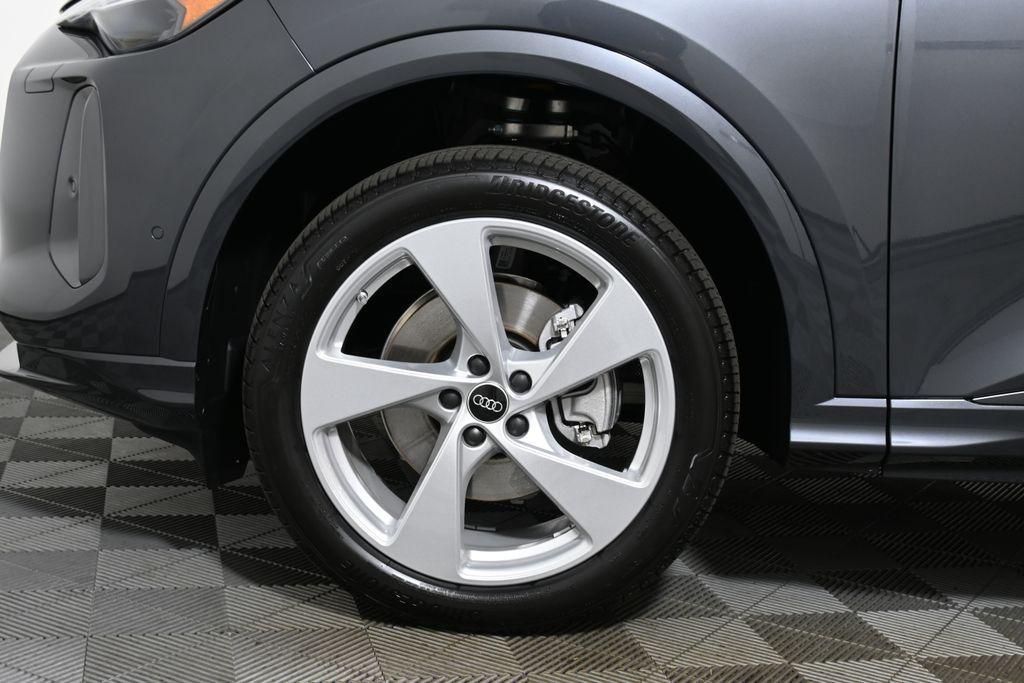new 2025 Audi Q5 car, priced at $61,430