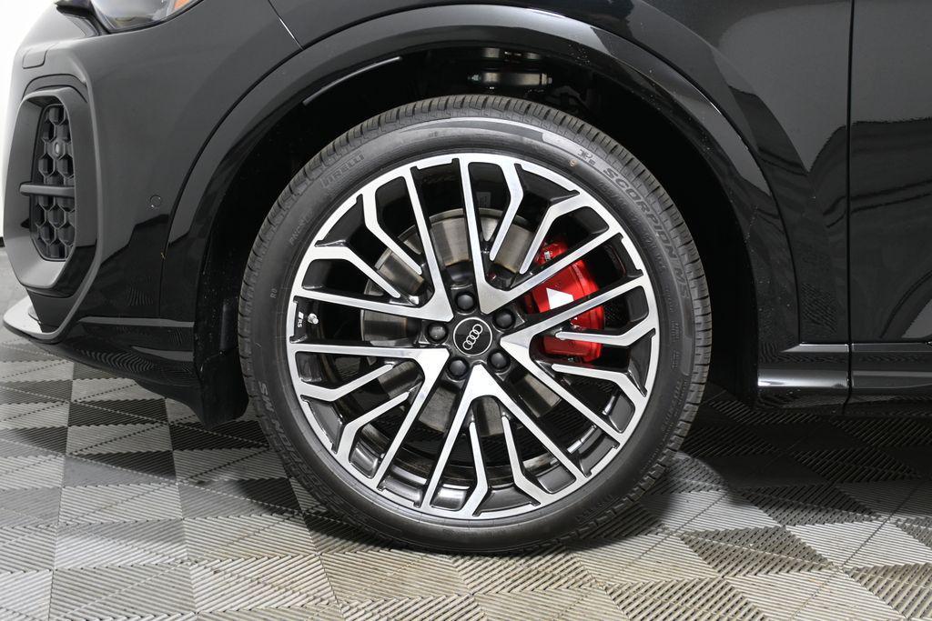 new 2025 Audi SQ5 car, priced at $74,395