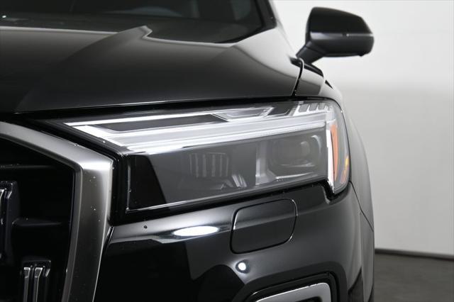new 2025 Audi Q7 car, priced at $76,575