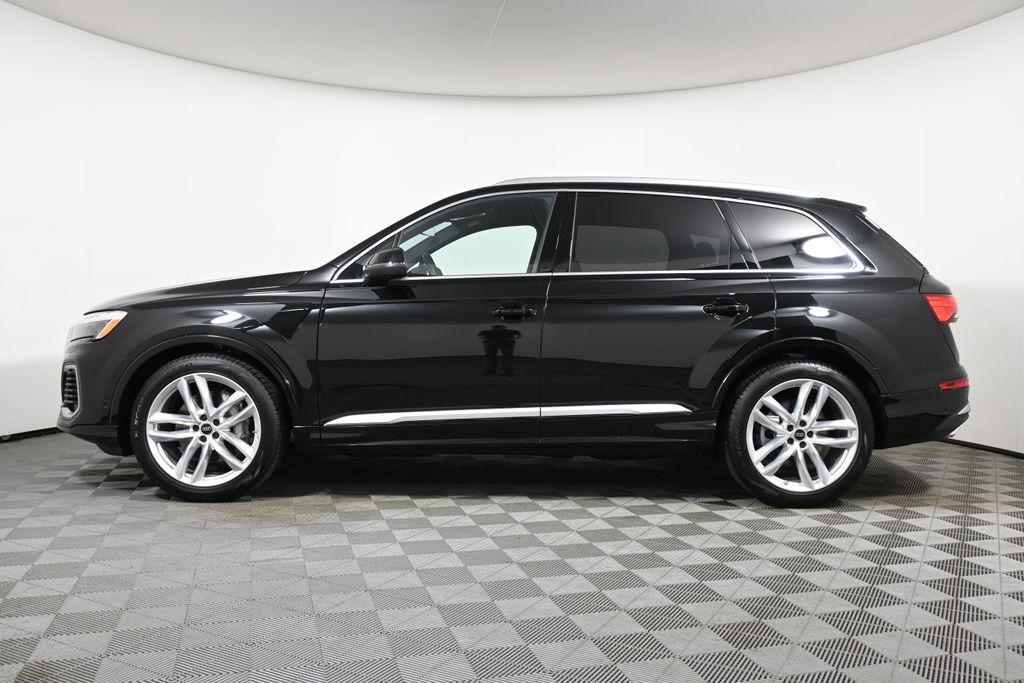 new 2025 Audi Q7 car, priced at $76,575