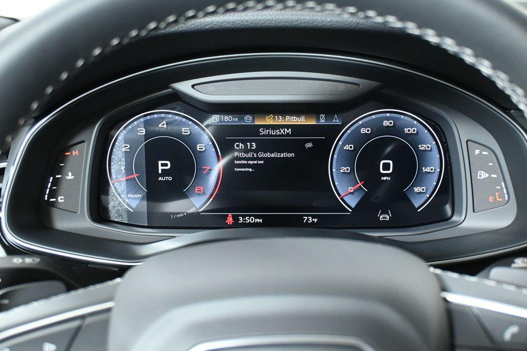 new 2025 Audi Q7 car, priced at $76,575