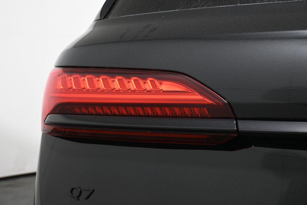 new 2026 Audi Q7 car, priced at $78,140