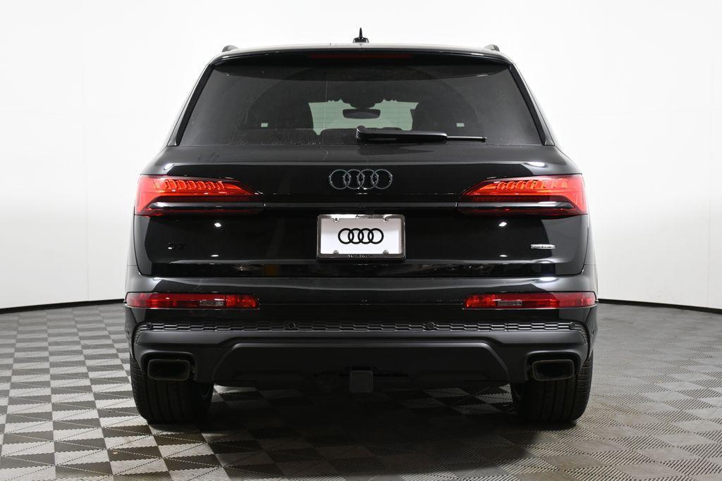 new 2026 Audi Q7 car, priced at $78,140