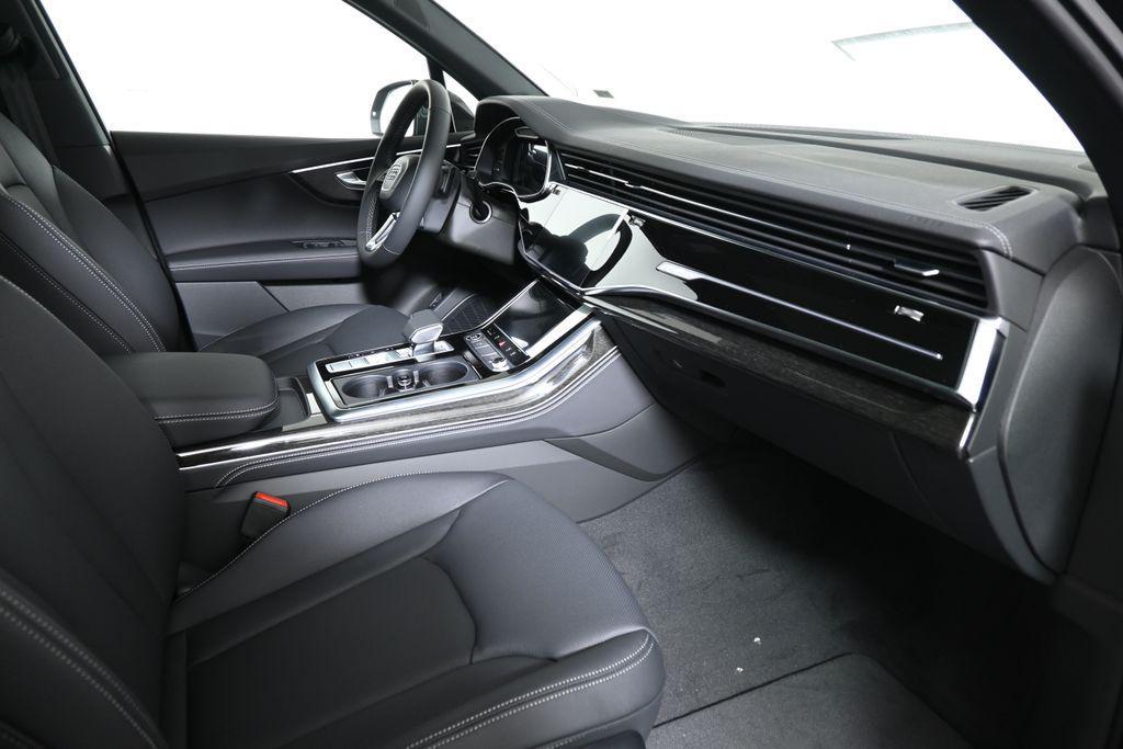 new 2026 Audi Q7 car, priced at $78,140