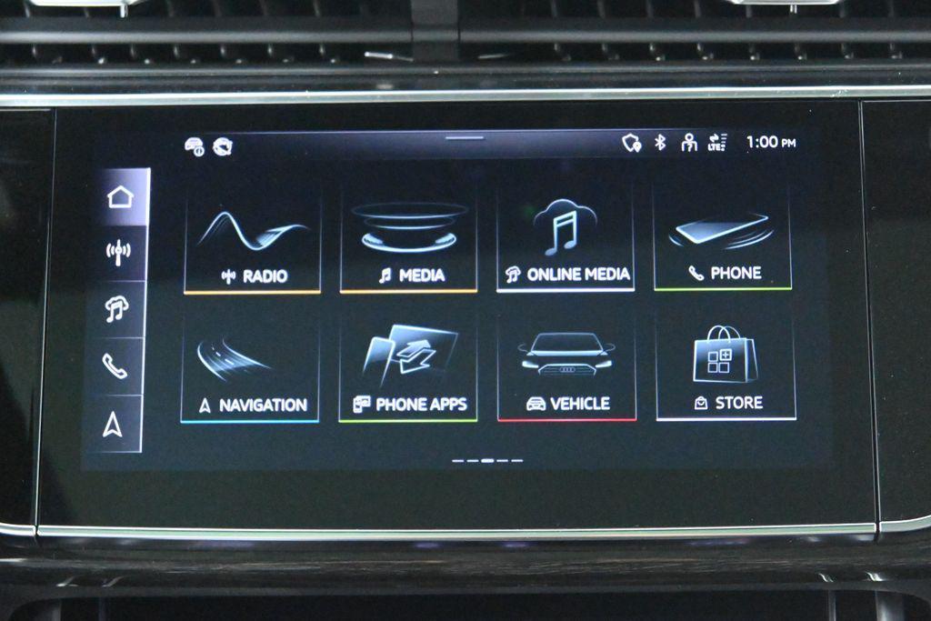 new 2025 Audi Q7 car, priced at $76,480