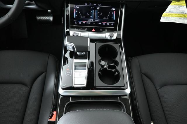 new 2025 Audi Q7 car, priced at $76,480