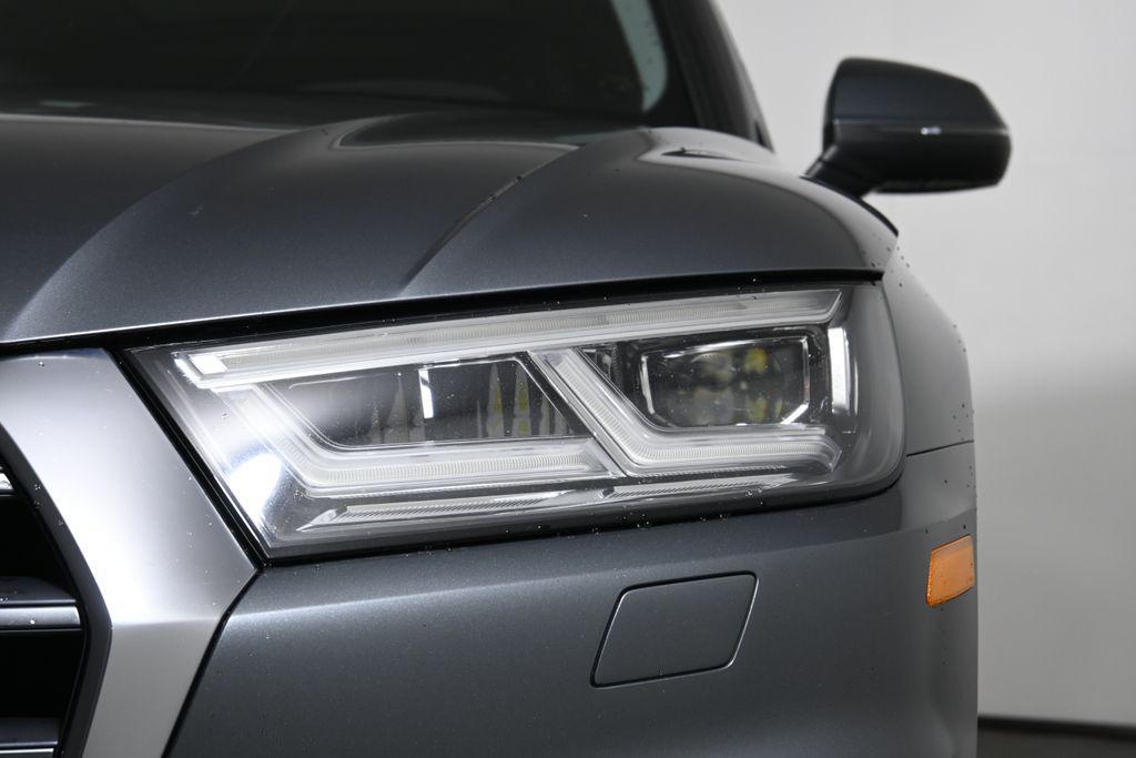 used 2019 Audi Q5 car, priced at $20,000