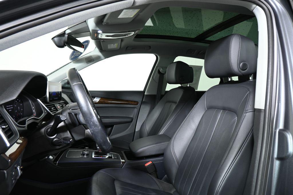 used 2019 Audi Q5 car, priced at $20,000