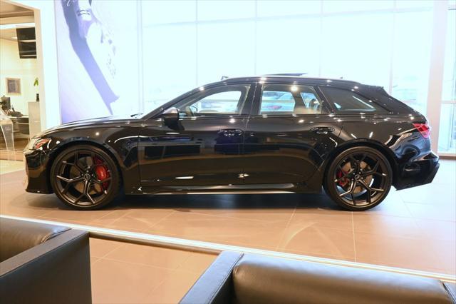 new 2025 Audi RS 6 Avant car, priced at $152,145