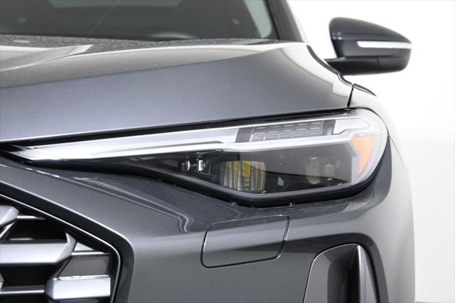 new 2025 Audi Q5 car, priced at $61,105