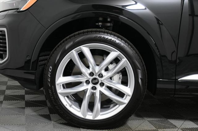 new 2025 Audi Q7 car, priced at $73,730