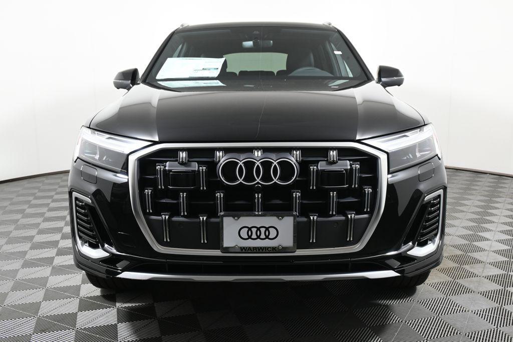 new 2025 Audi Q7 car, priced at $73,730