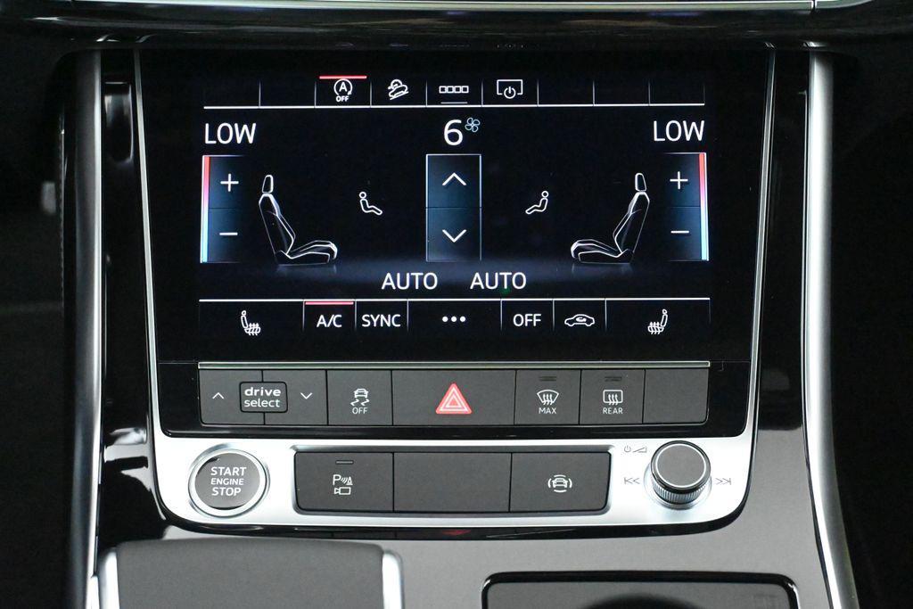 new 2025 Audi Q7 car, priced at $73,730